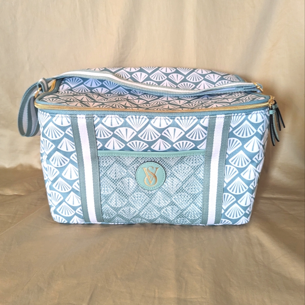 NEW Victoria's Secret Foldable Cooler Bag Light Blue